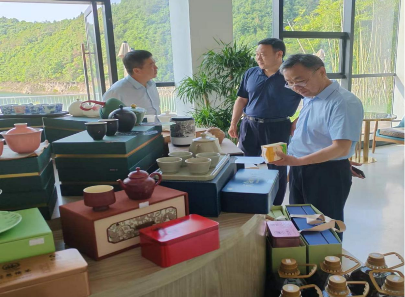 中国农垦集团考察、背调十堰银鹏兴电子科技有限公司 中国农垦集团考察、背调十堰银鹏兴电子科技有限公司